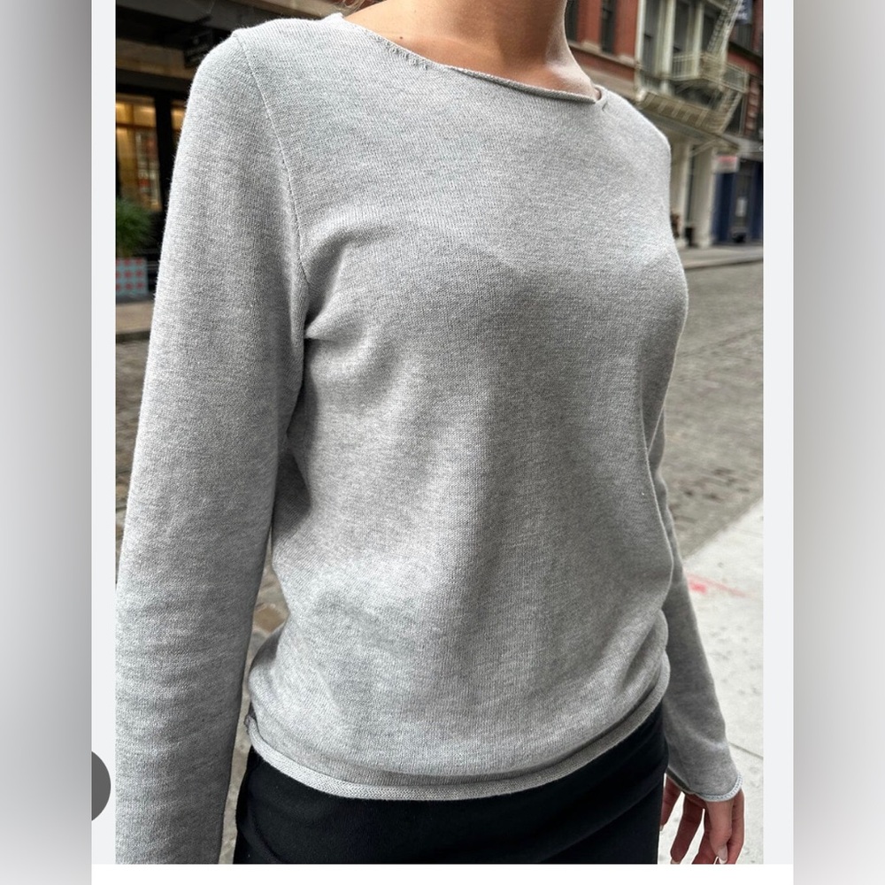 Brandy Melville Stella sweater